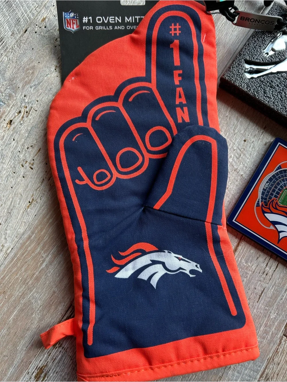 NFL Denver Broncos Fan set! 🐎💙🧡 - Picture 2 of 5